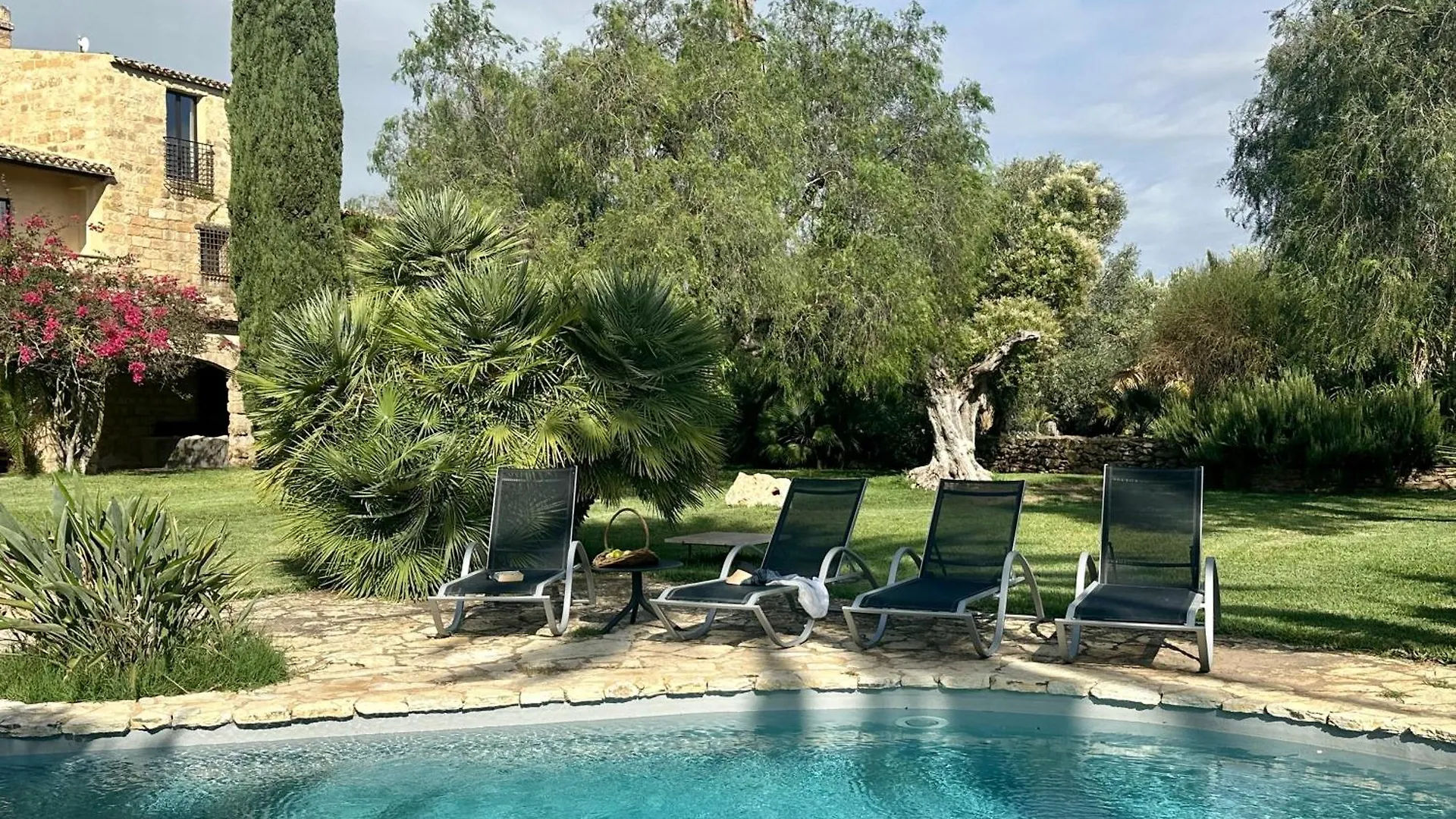 Luxury Sicily Villas By Geocharme Castelvetrano